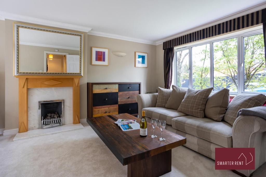 Wimbledon - Driveway Parking Garden 4bed Сasa de vacaciones Londres
